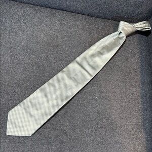 Faconnable Silk Tie, Light Green and Cream, Hand Made in Italy, EUC